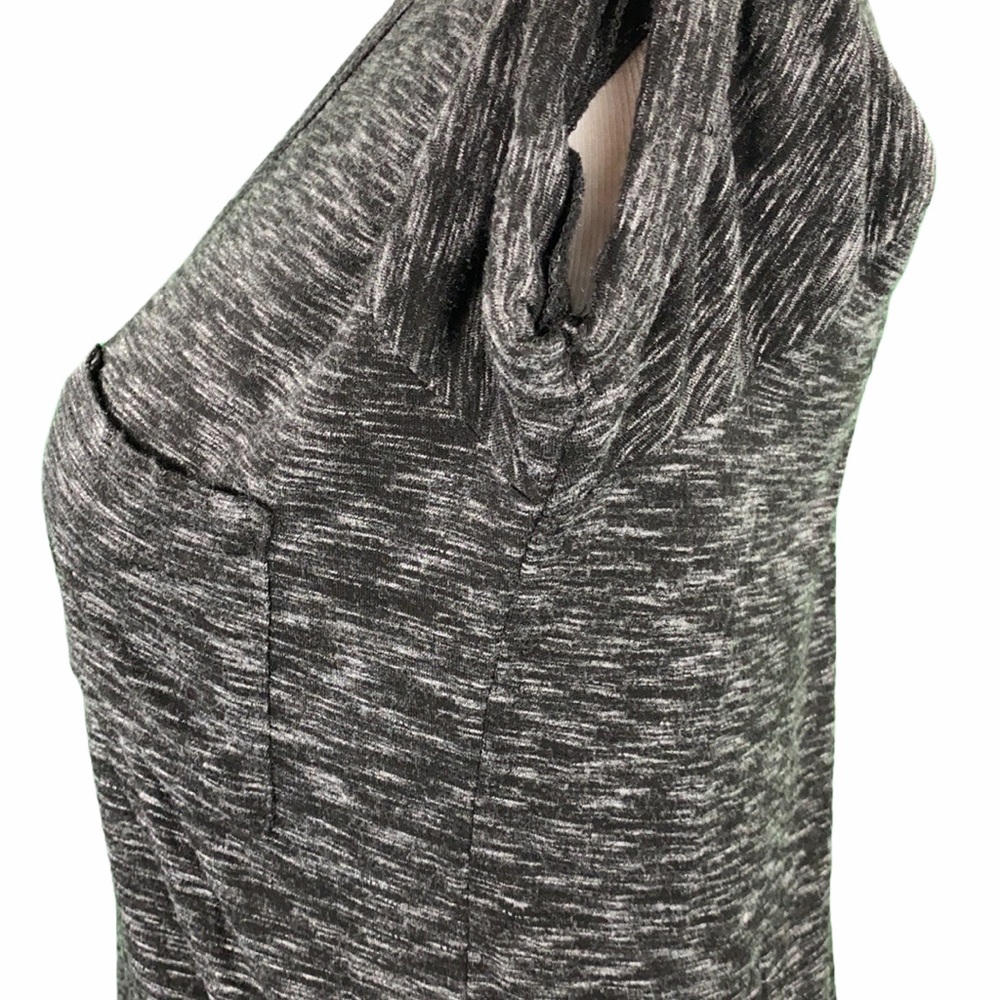 Cotton On Black Single Pocket Cuffed Sleeve Tee - Picture 9 of 11